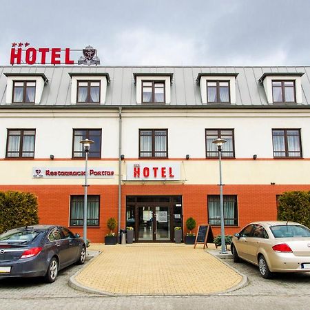 Portius Otel Krosno Dış mekan fotoğraf